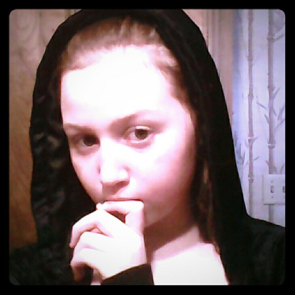 Meet your Posher, Gracie - Picture 1 of 1